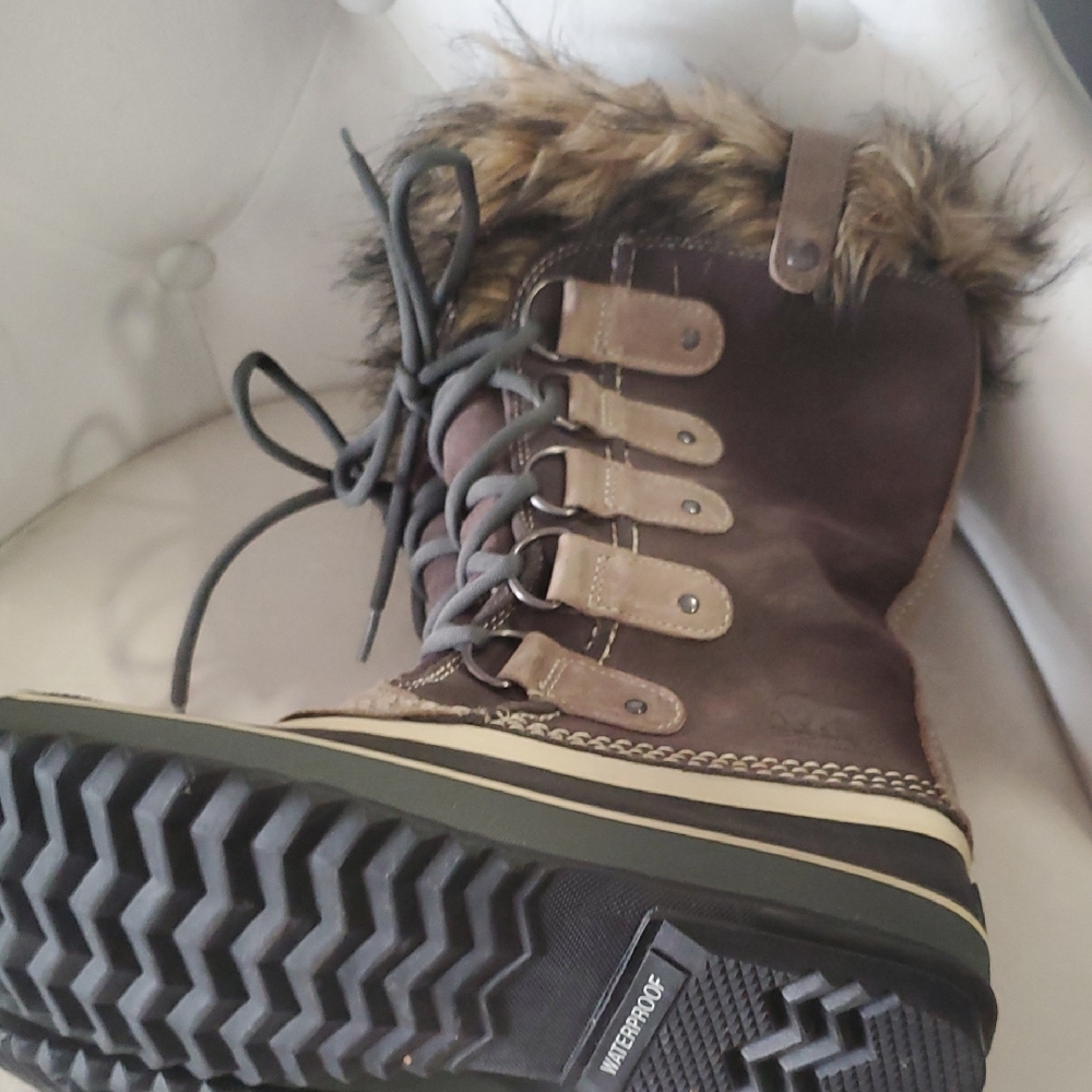 Sorel Joan Of Artic   Boots - Picture 12 of 17